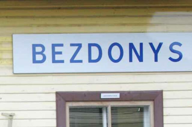 Bezdonyse girtas jaunuolis įsibrovė į bažnyčią