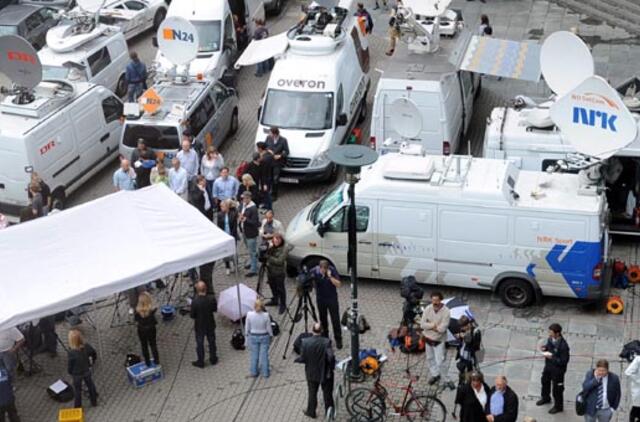 Įtariamasis dėl dviejų išpuolių Norvegijoje atvyko į teismo posėdį