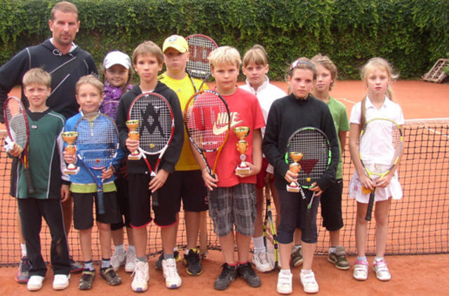 Klaipėdoje - jaunųjų tenisininkų aistros
