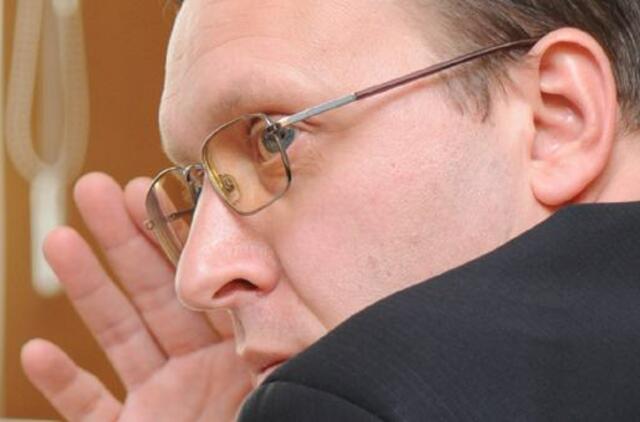 Naglis Puteikis nuo teismo neišsisuks