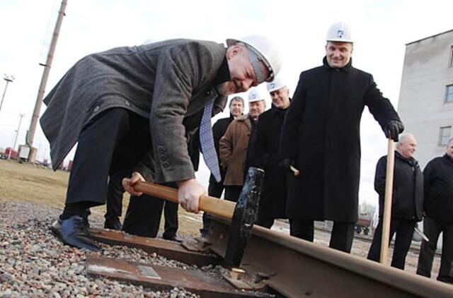 Naują tvarką uoste skalauja šmeižto bangos