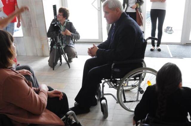 Neįgalieji nori važiuoti garbingai