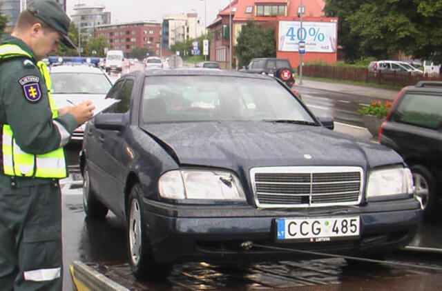 Avarija lygioje vietoje įvyko dėl promilių