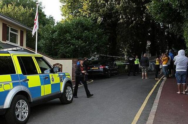 Džersio saloje peiliu mirtinai subadyti šeši žmonės