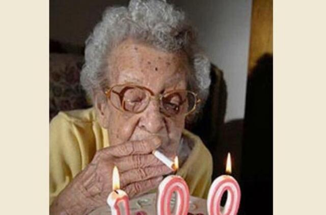 Iš kur tas senjorų netaktas