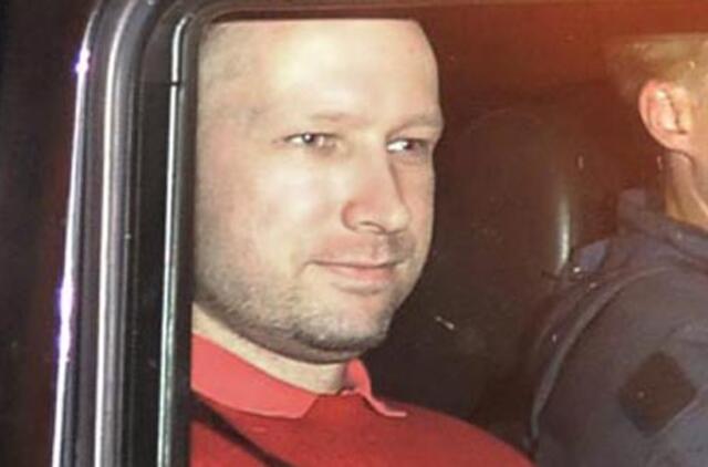 Norvegų policija vis dar tiria, ar Andersas Beringas Breivikas veikė vienas