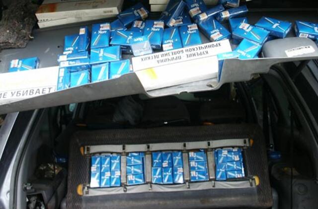 Po apdaila slėpė kontrabandines cigaretes
