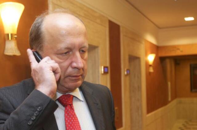 Premjeras: mobilieji telefonai mokyklose - ne sveikatos, o drausmės klausimas