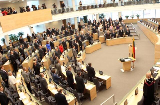 Seimas uždegė žalią šviesą draudimui juridiniams asmenims finansuoti partijas