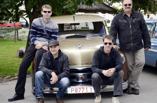 Senoviškų automobilių "kuras“ – gera nuotaika