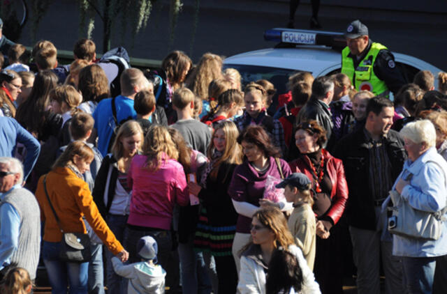 Švenčiantys policininkai su visuomene susitiko Palangoje