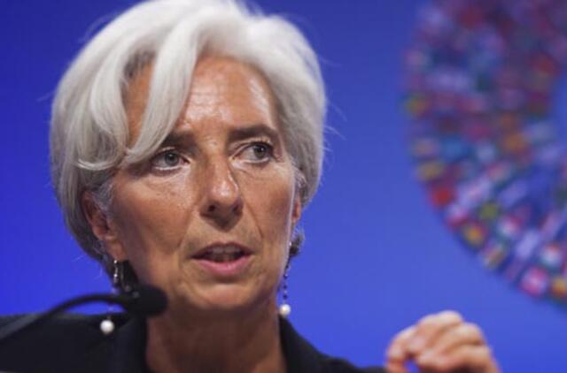 TVF pažadėjo padėti išspręsti euro zonos skolų krizę