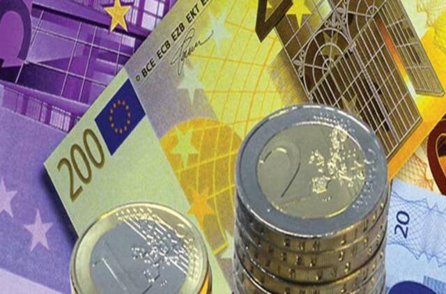 Angela Merkel: Europos finansinio stabilumo fondas bus daugiau nei 1 trln. eurų