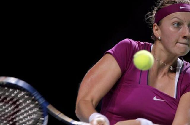 Dėl kelialapių į finalą kovos ir Samantha Stosur bei Vera Zvonariova