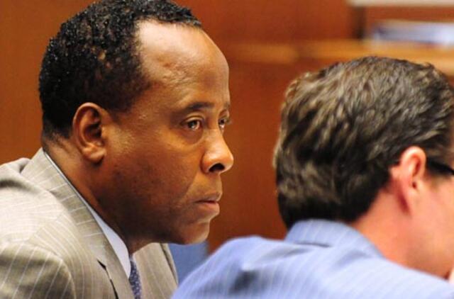 Gydytojas: Conrad Murray kaltas, net jei Jacksonas pats perdozavo vaistų