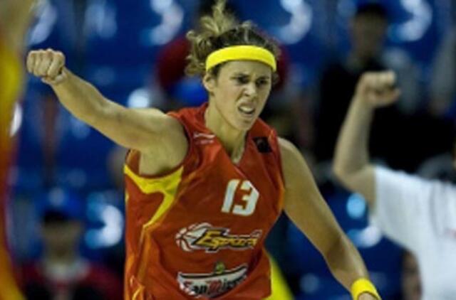 Ispanijos krepšininkė Amaya Valdemoro susilaužė abu riešus