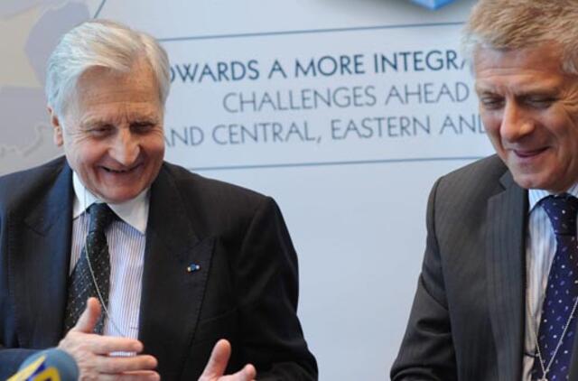 Lenkijos centrinio banko vadovas: mes vis dar norime euro