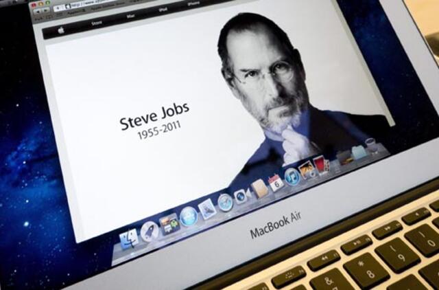 Pasaulio žiniasklaida svarsto, kaip "Apple" gyvens be S. Jobso