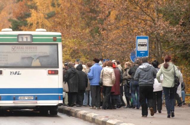 Per Vėlines siūloma naudotis autobusais (transporto schema)