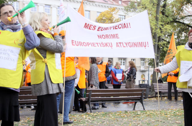 Profesinės sąjungos trimitais ragino Vyriausybę atsikvošėti