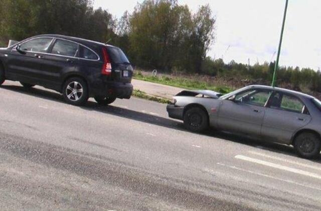 Promilės vairuotojui užtemdė akis