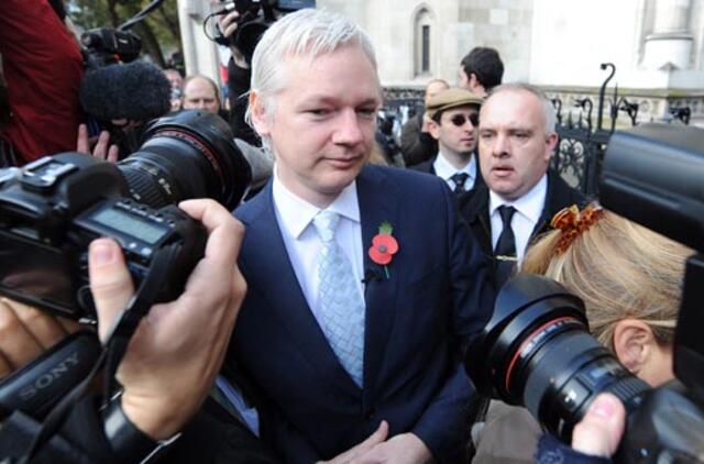 Britanijos teismas nusprendė išduoti Julianą Assange Švedijai