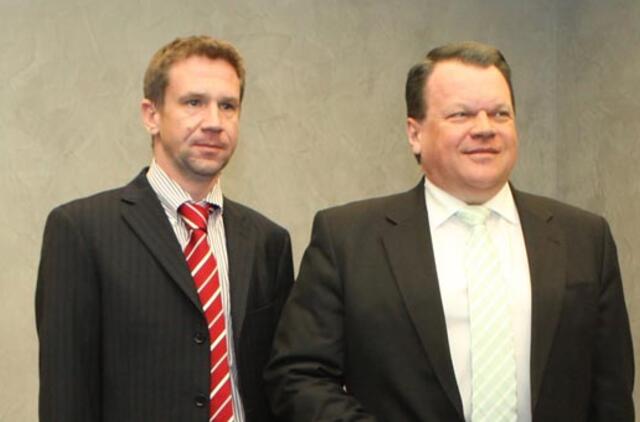 Buvę SNORO vadovai paleisti už užstatą