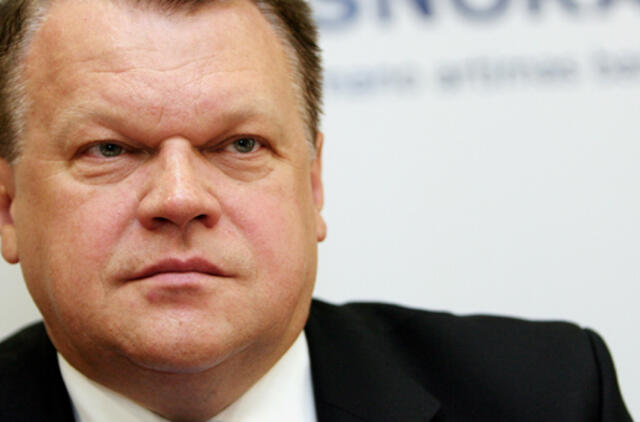 Nušalintasis SNORO prezidentas Raimondas Baranauskas svarsto apie politinį prieglobstį Didžiojoje Britanijoje