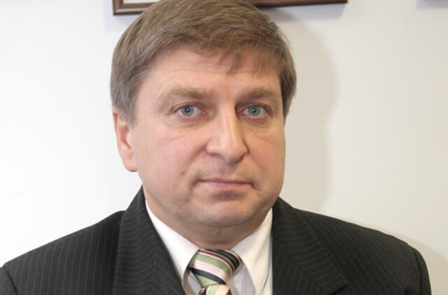 Dariui Norkui išmokėtą 10 tūkst. litų kompensaciją padengs "Vilniaus viešojo transporto" vadovai