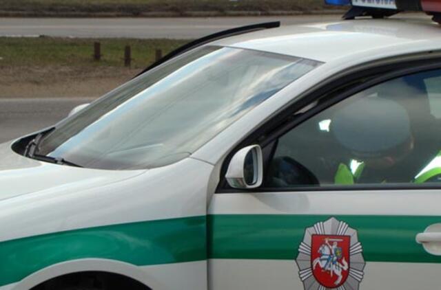 Girtas aštuoniolikmetis pražudė žmogų, sužalojo save ir dar du vyrus