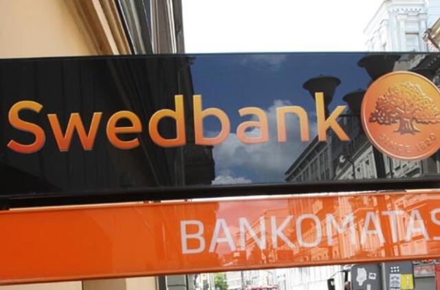 Latvija: ažiotažą prie "Swedbank" bankomatų sukėlė rusakalbiai