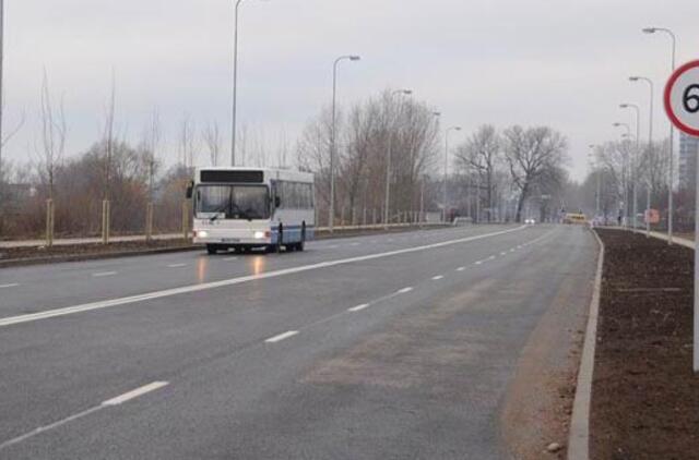 Minijos gatvė: vairuotojai - kelininkų įkaitai