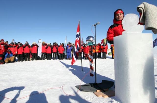Norvegija mini 100-ąsias metines, kai buvo pasiektas Pietų Ašigalis