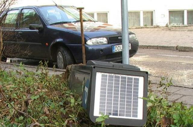 Senolis išvertė stovos skaitiklį