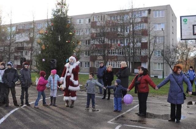 Uostamiestį papuošė dar viena Kalėdų eglutė