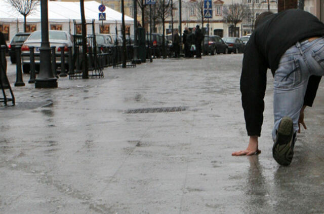 Artimiausią naktį ir rytą formuosis plikledis