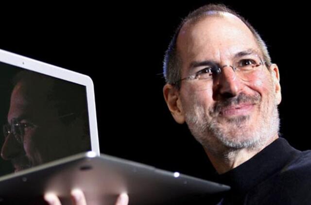 Honkongo kompanija sustabdys Steve Jobs lėlių gamybą