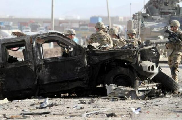 Kariškiui Afganistane pradėjus šaudyti, žuvo 4 prancūzų kariai, 16 sužeista