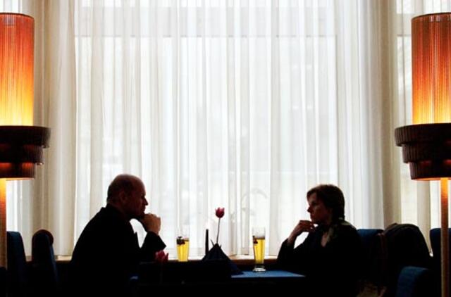 Mėgaukitės maistu per pasimatymus neapleisdamos dietos