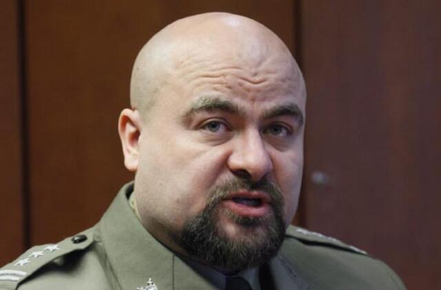 Mėginęs nusižudyti Lenkijos karinis prokuroras išvežtas į psichiatrijos ligoninę