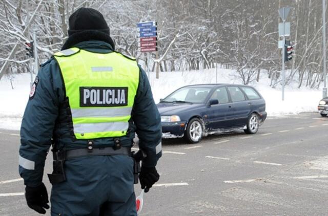 Molėtų ir Zarasų rajonuose į vandenį įkritus automobiliams nuskendo penki žmonės