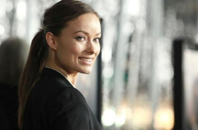 Su vyru išsiskyrusi Olivia Wilde paguodą randa lietuvių kilmės aktoriaus glėbyje