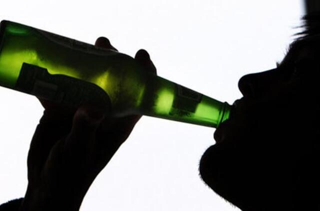 Vaikų ir paauglių alkoholizmas - skaudi problema egzistuoja. Kaip išspręsti?