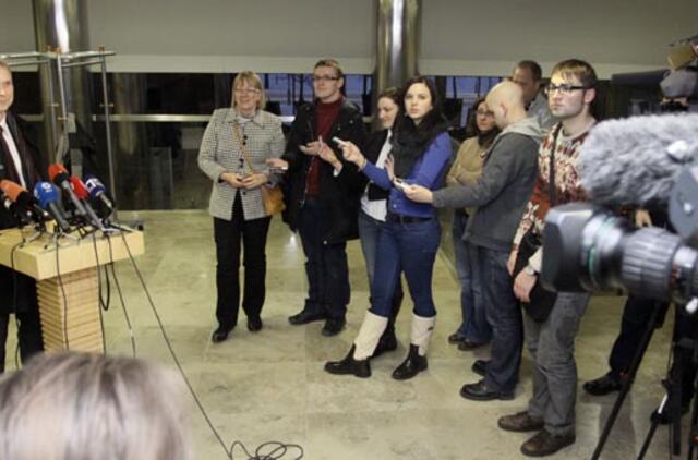 Antikorupcijos komisija išvadas skelbs trečiadienį, kviečiamas premjeras, žadama "sensacinga informacija"