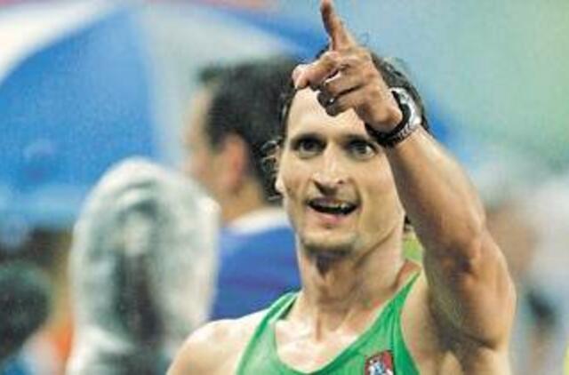 Kelialapių į Londoną bus daugiau