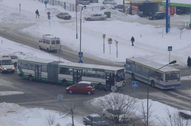 Nauji autobusai tolsta nuo Klaipėdos