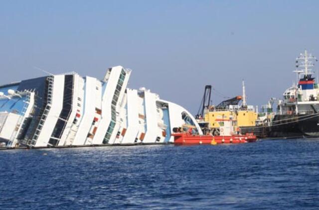 "Costa Concordia" laive surasti dar penki aukų kūnai