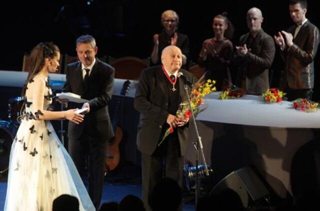 Geriausias 2011 metų režisierius - Oskaras Koršunovas, Padėkos premija pagerbtas Rimgaudas Karvelis