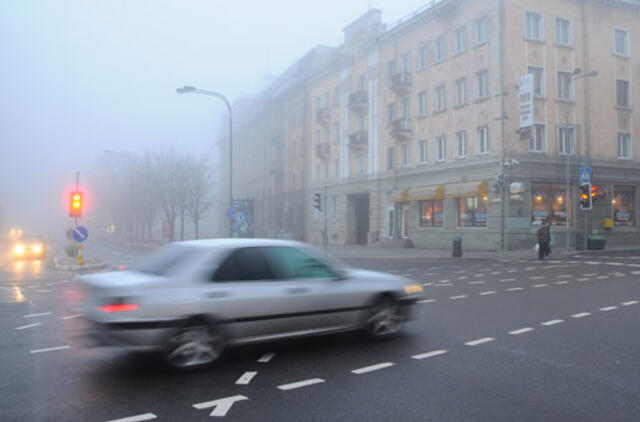 Įregistruotas siūlymas stabdyti papildomą vairuotojų mokymą