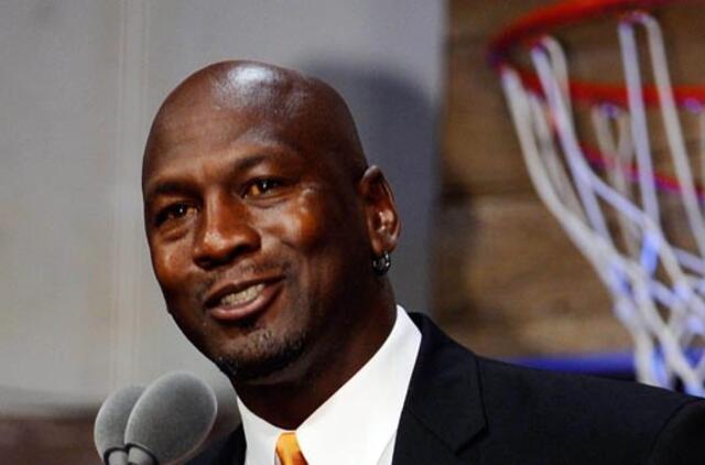 Krepšinio legenda Michaelas Jordanas parduoda savo prabangų namą